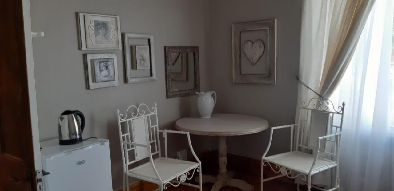 Bloemhof French Linen Guesthouse מראה חיצוני תמונה