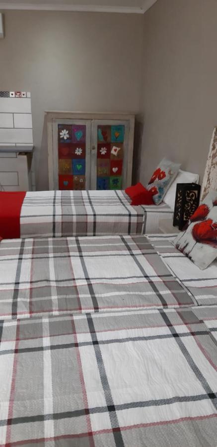 Bloemhof French Linen Guesthouse מראה חיצוני תמונה